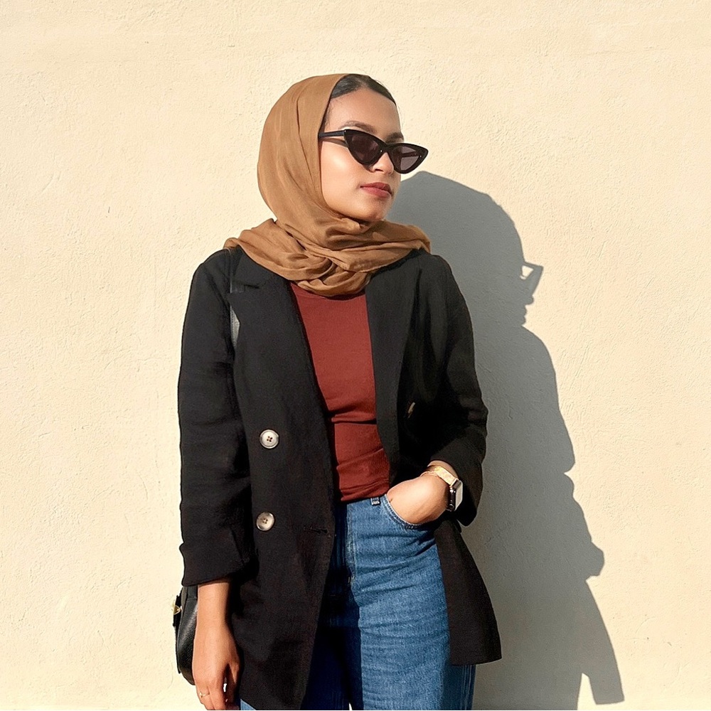 Meet your Posher, Tahera